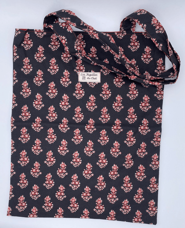 Tote bag