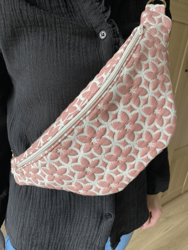 Sac Banane en Jacquart rose fleuri
