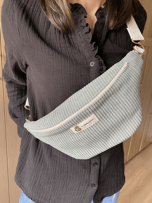 Sac banane en velours côtelé