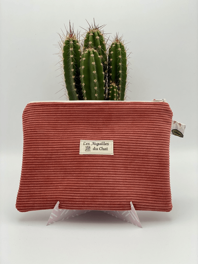 Trousse plate / pochette en velours côtelé